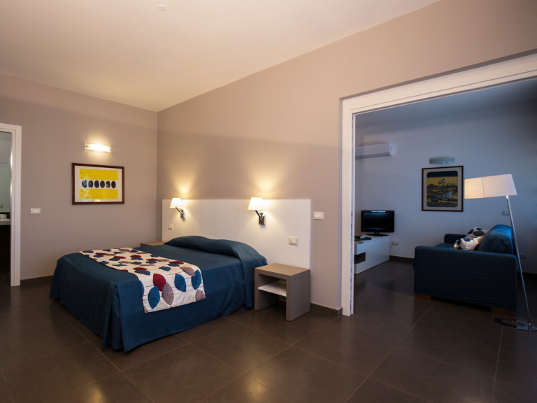 media.Slide_Appartamento_-Deluxe_2Marbela_Apartments_Suite_Palermo